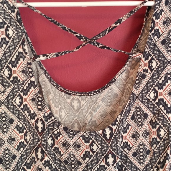 Patterned Mini Dress - Picture 6 of 6